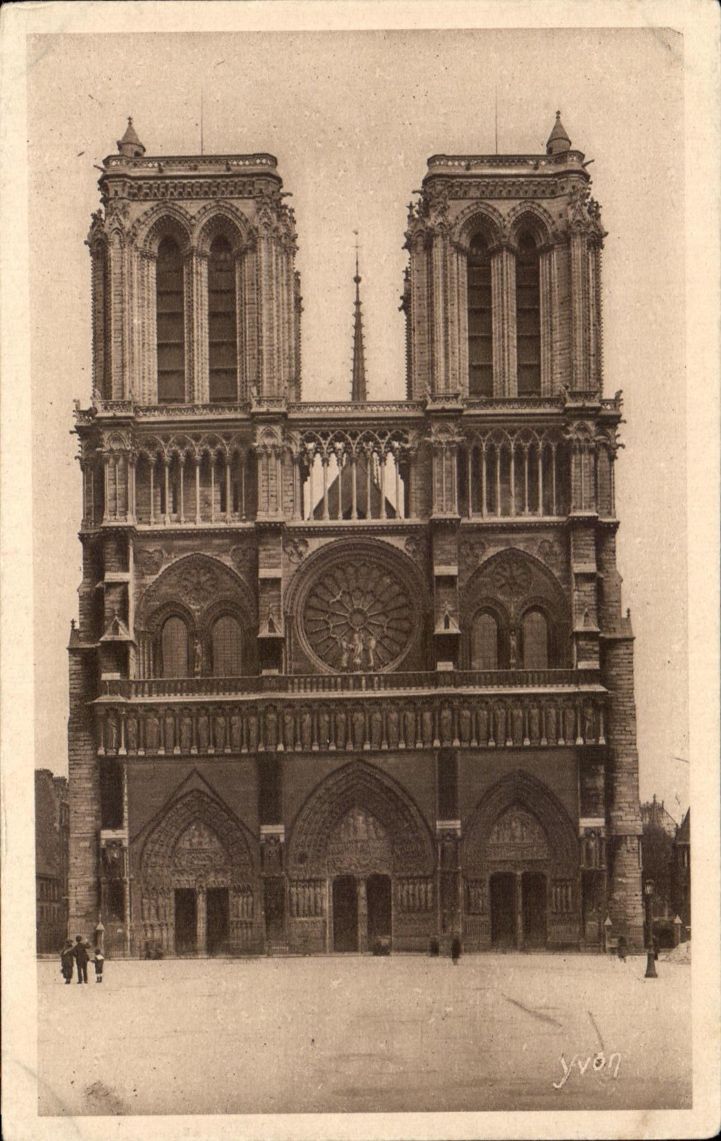 CPA Paris En Flanant Notre Dame La Facade