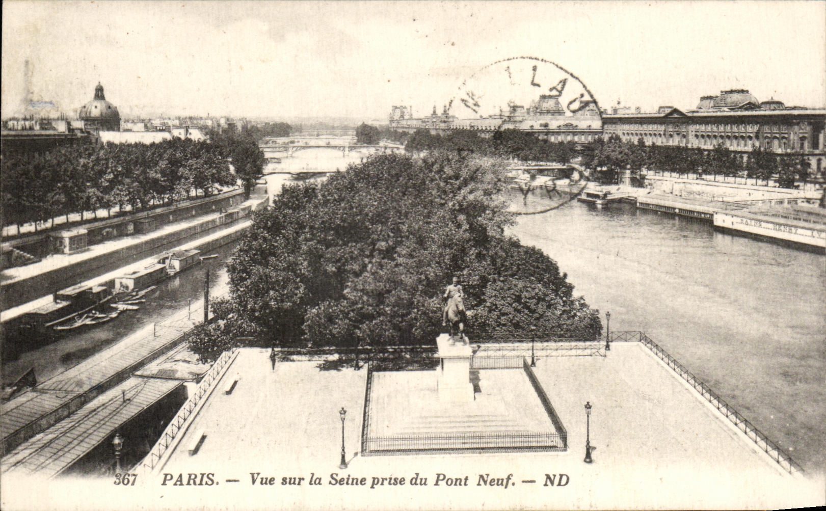 CPA Paris Vue sur la Seine prise du Pont Neuf Louvre