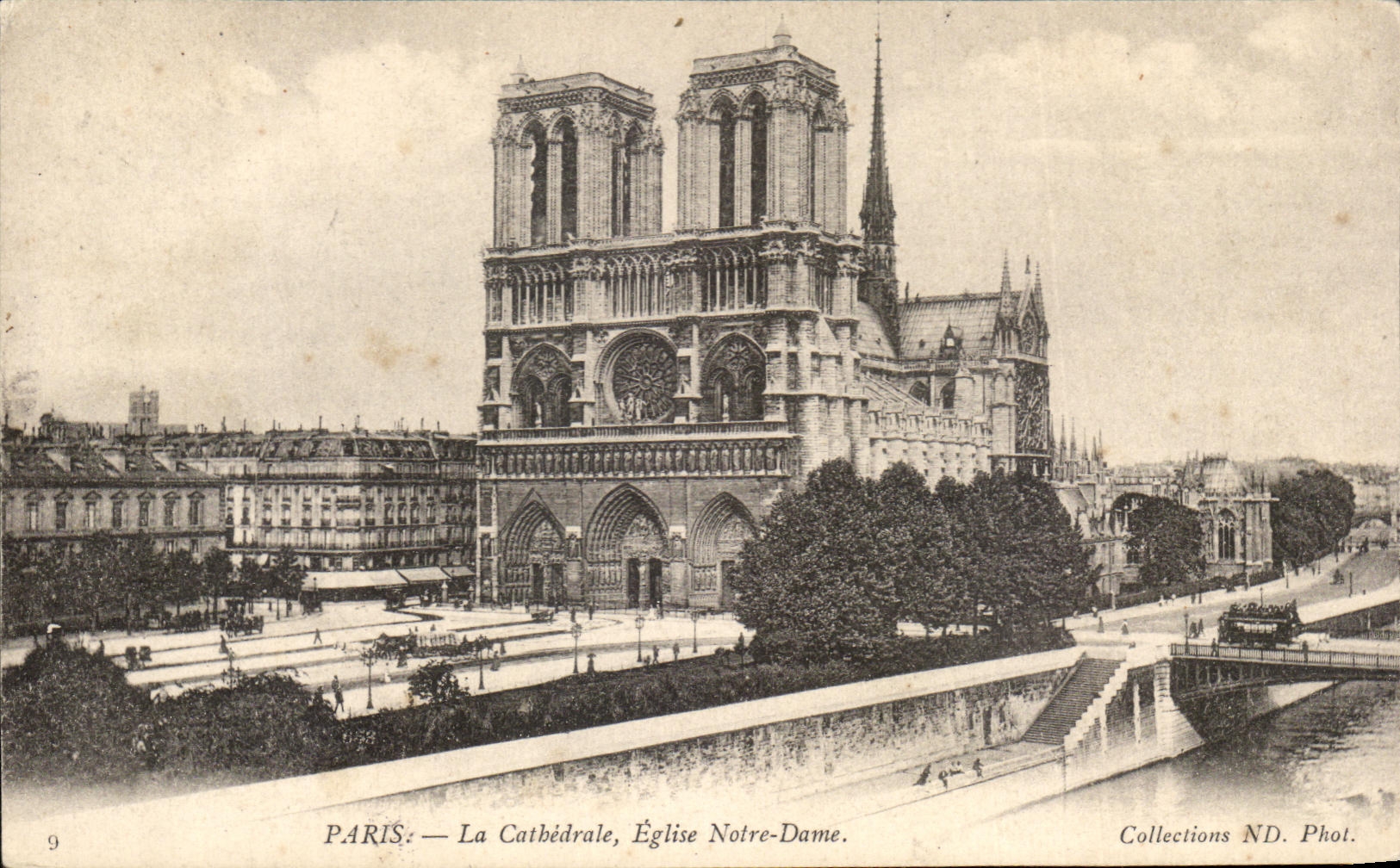 CPA Paris Le Cathedrale Eglise Notre Dame 