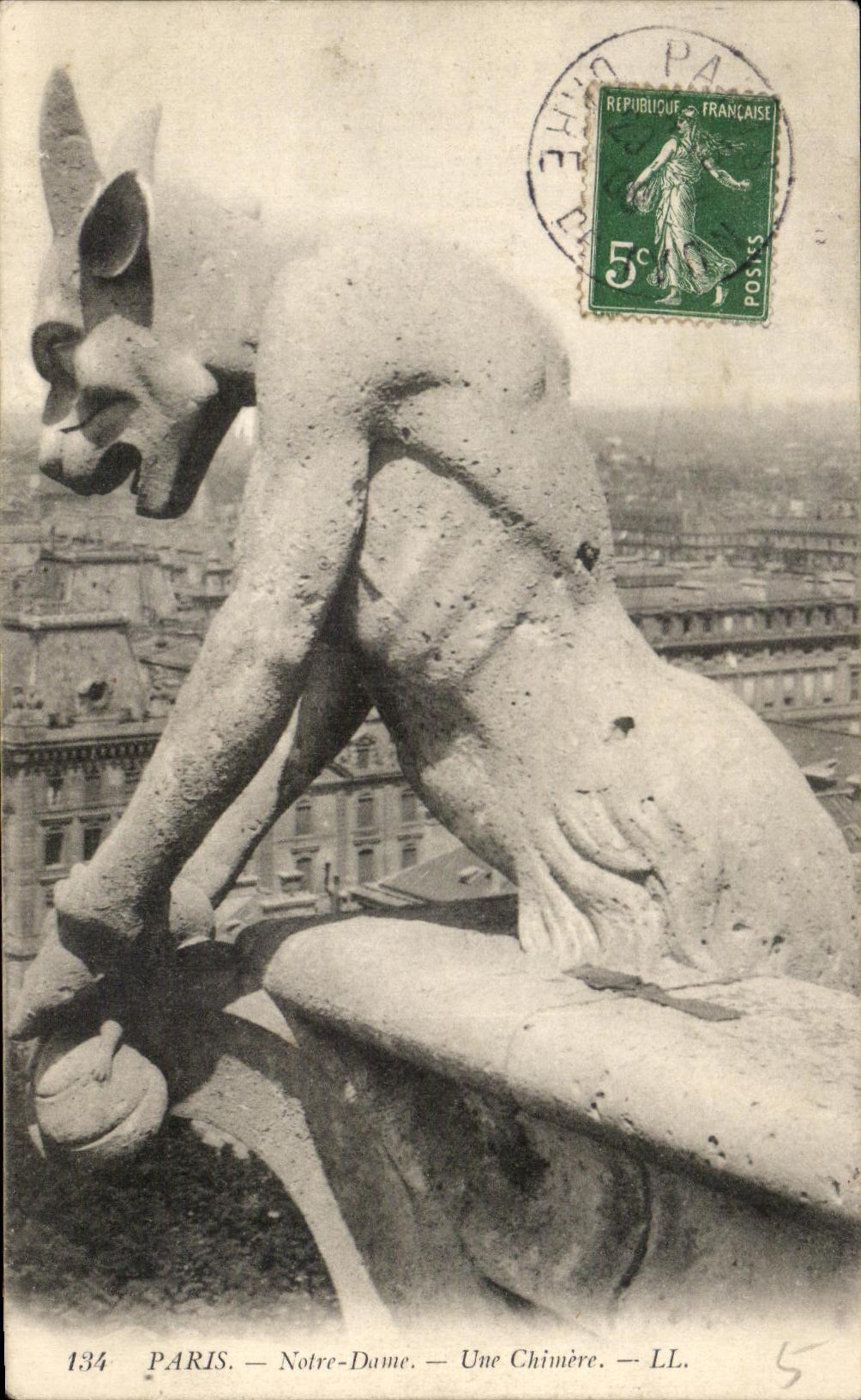 CPA Paris Notre Dame Une Chimere