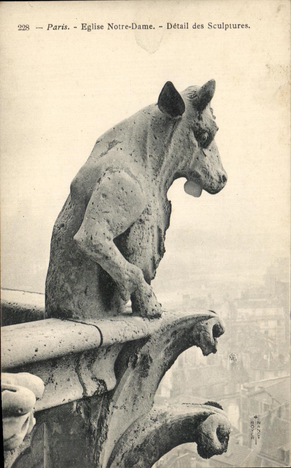 CPA Paris Eglise Notre Dame Detail des Sculptures Chimere Chevre 