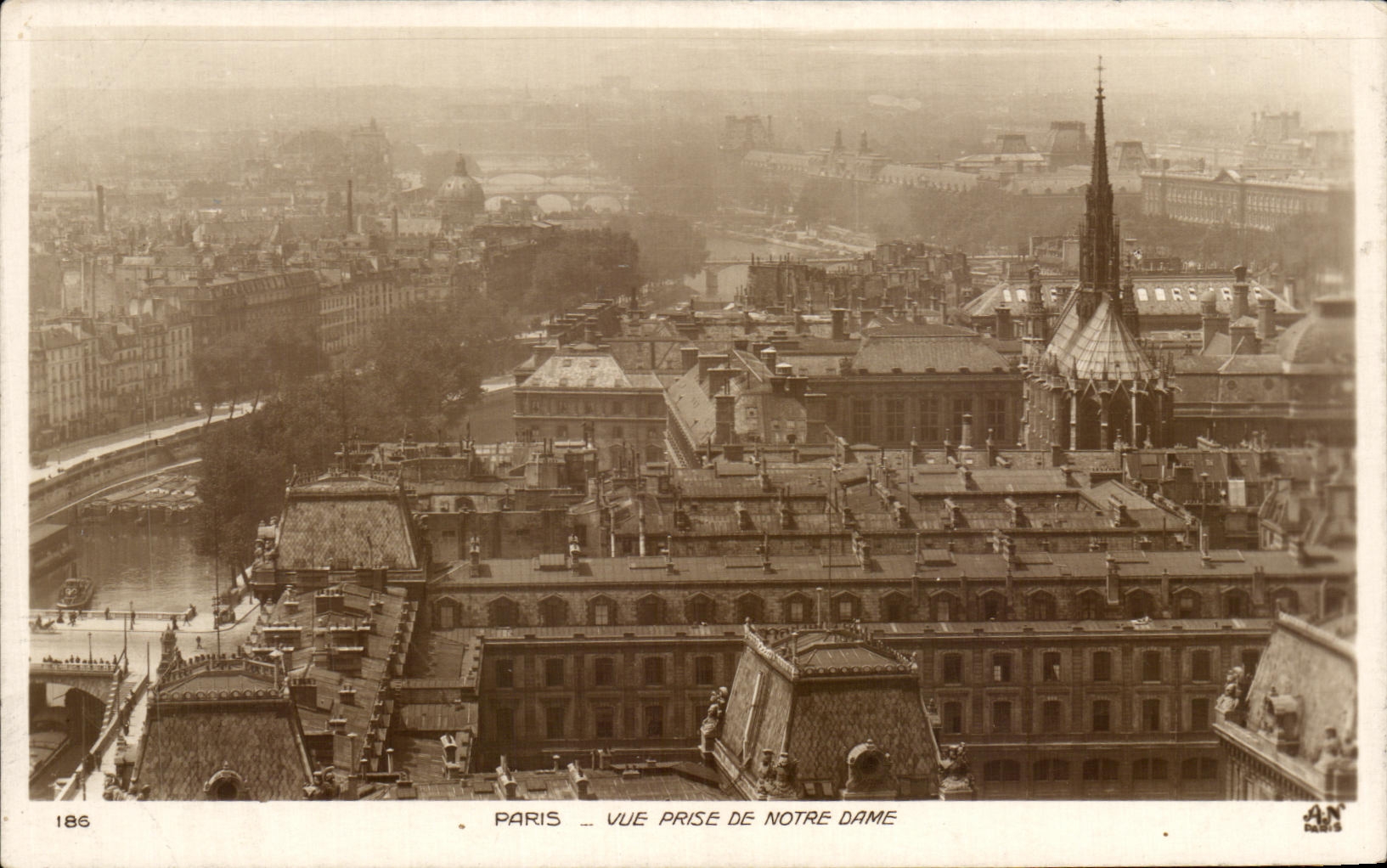 CPA Paris Vue Prise De Notre Dame