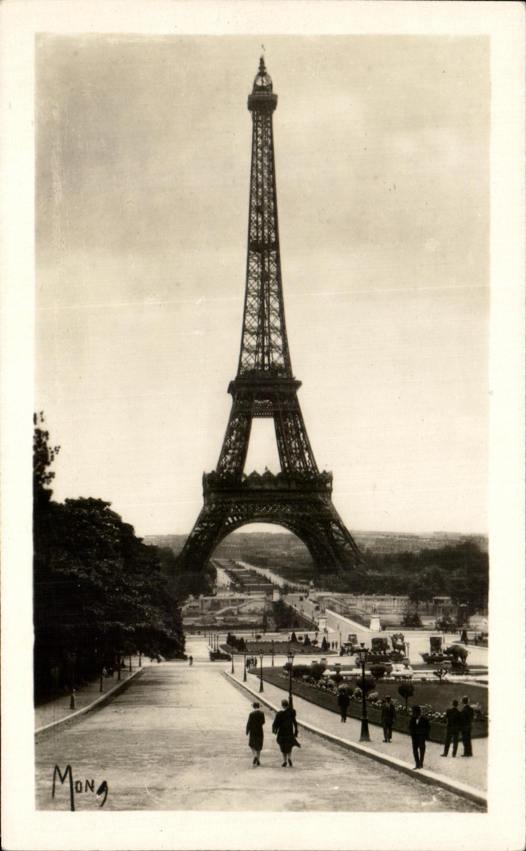 CPA Paris Les Petits Tableaux de Paris La Tour Eiffel Construite de le Monument le plus eleve du Monce