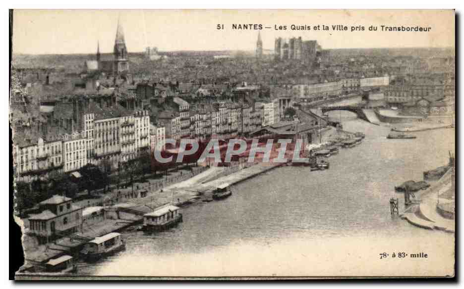 CPA Nantes Les Quals et la Ville pris du Transbordeur