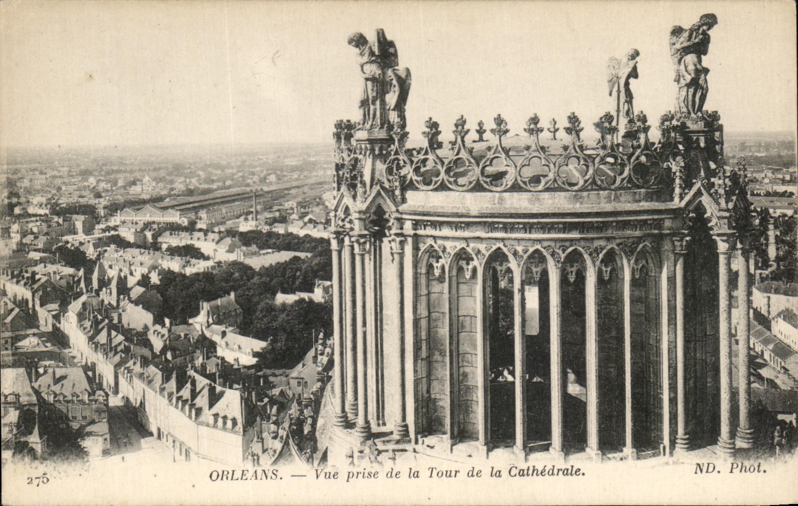 CPA Orleans Vue prise de la Tour de la Cathedrale