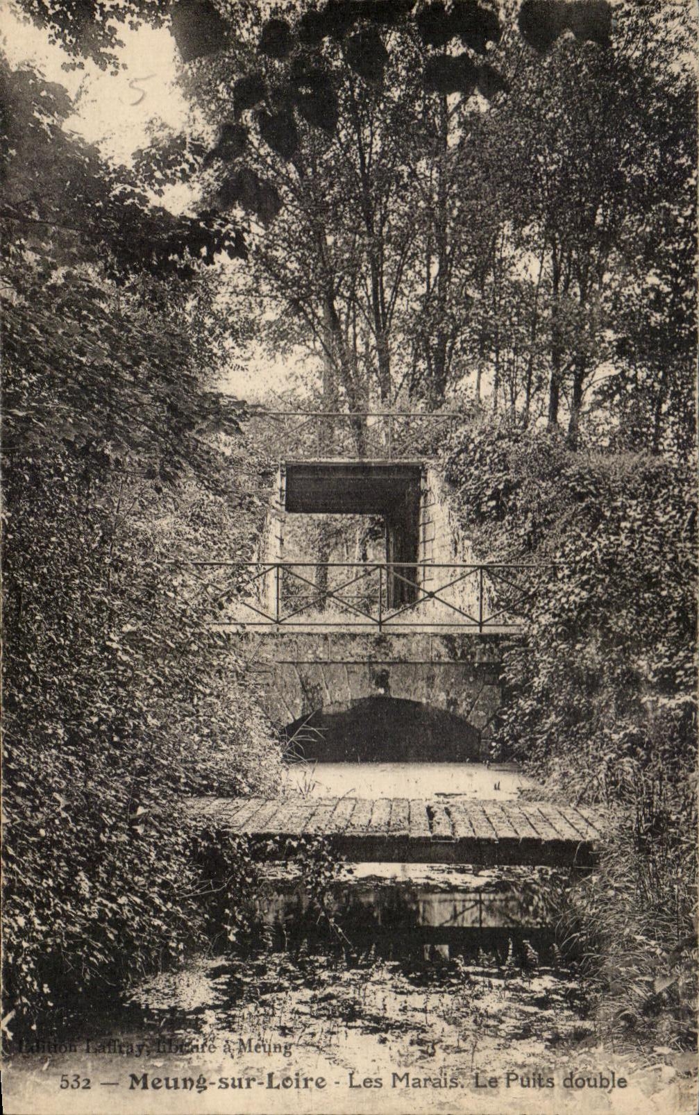 CPA Meung Sur Loire Les Marais Le Puits Double
