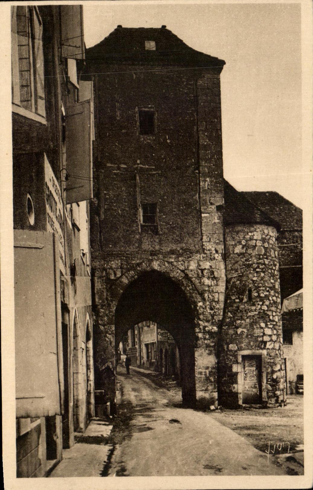 Rocamadour (Lot) — La Porte Salmon — Les Éditions d'Art YVOIN, Paris