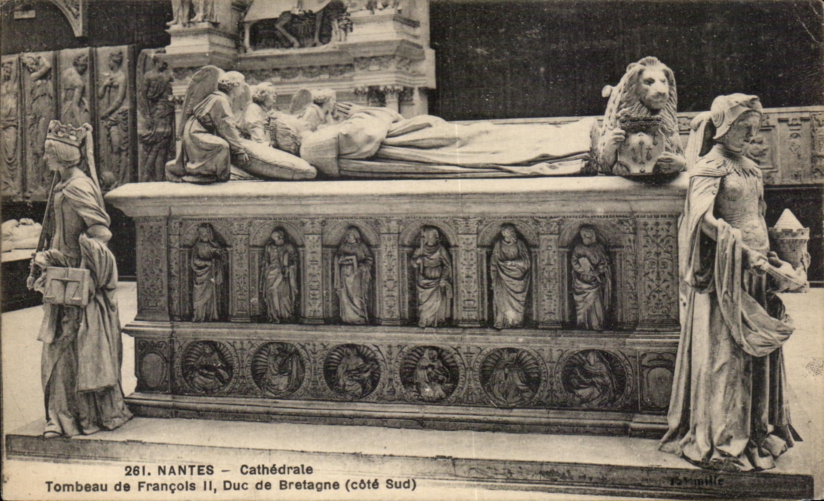 CPA Nantes Cathedrale Tombeau De Francois Duc De Bretagne
