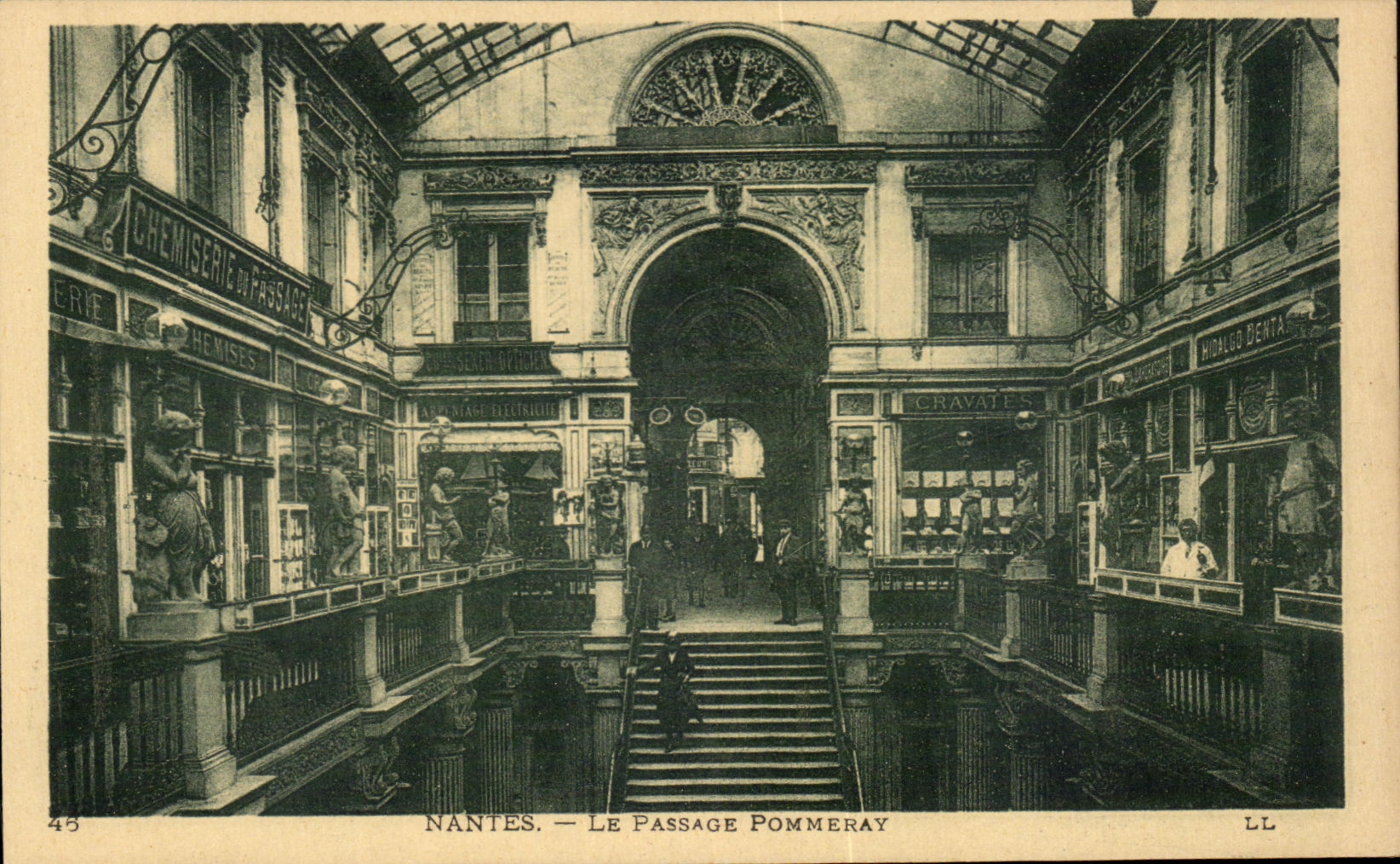 CPA Nantes Le Passage Pommeray
