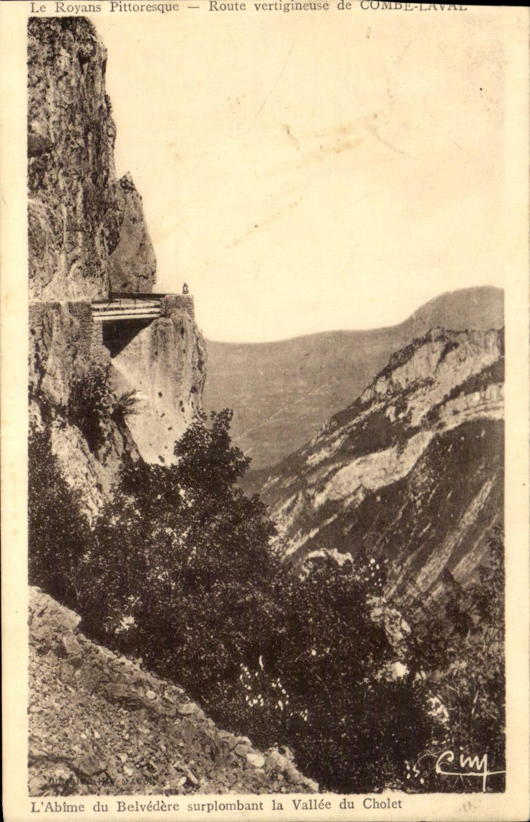 CPA Le Royans Pittoresque Route vertigineuse de Combe Laval L'Abime du Belvedere surplombant la Vallee du Cholet