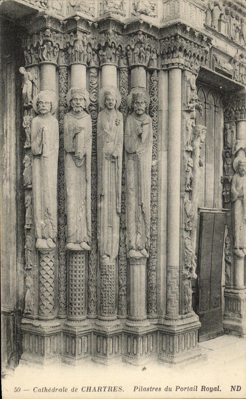 Cathédrale de CHARTRES — Pilastres du Portail Royal — ND