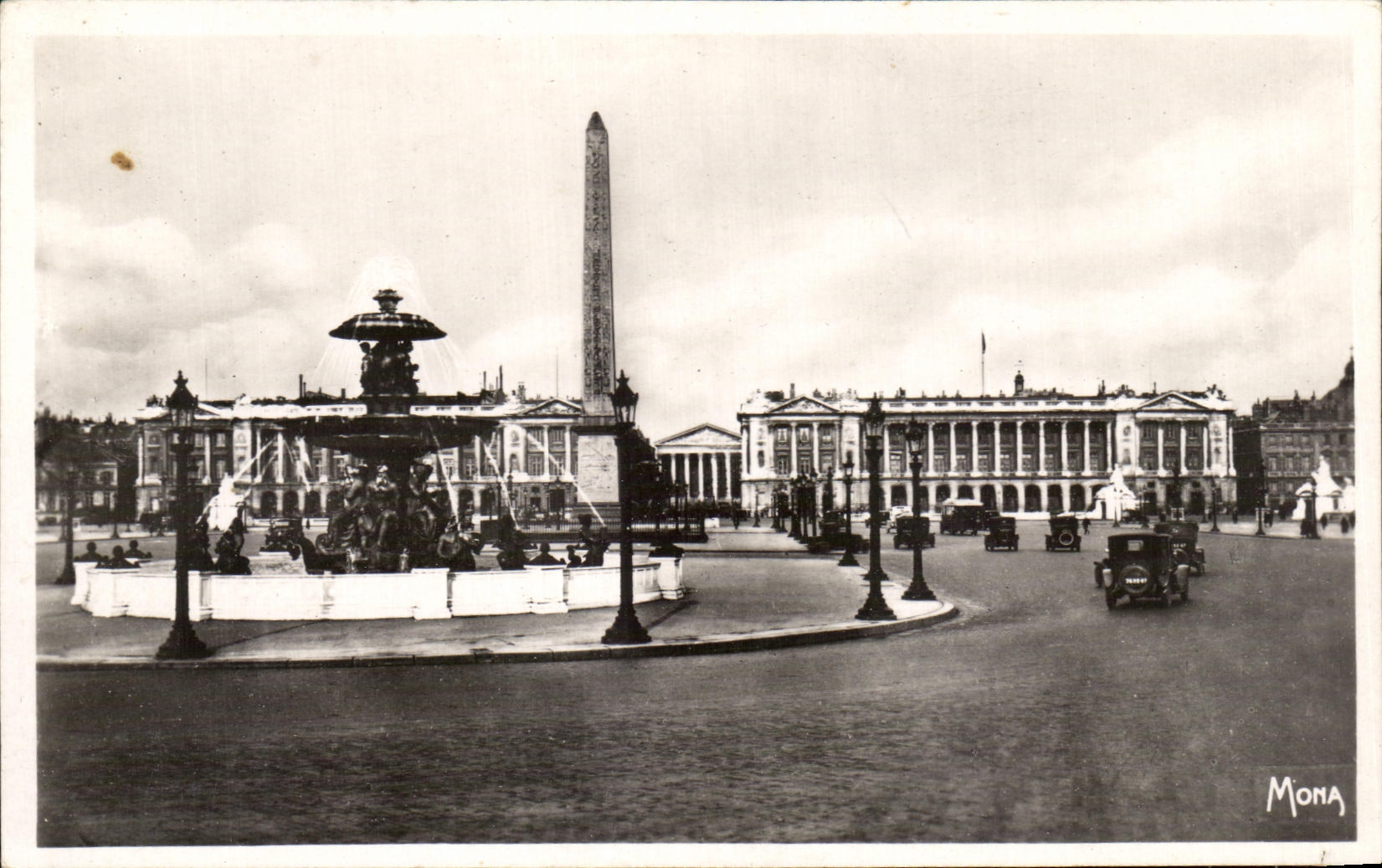 CPA Les Petits Tableaux De Paris La Place De La Concorde Les Fontaines