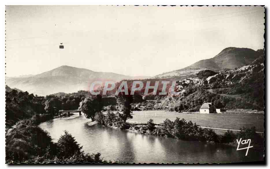 Lourdes — Le « BEOUT » en Téléférique — Une Cabine surplombe le Gave — Édition Photo QUINNAULT