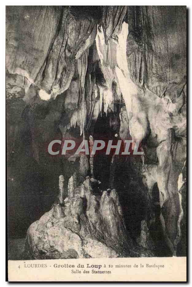 CPA Lourdes Grotte du Loup Salle des Statuettes 