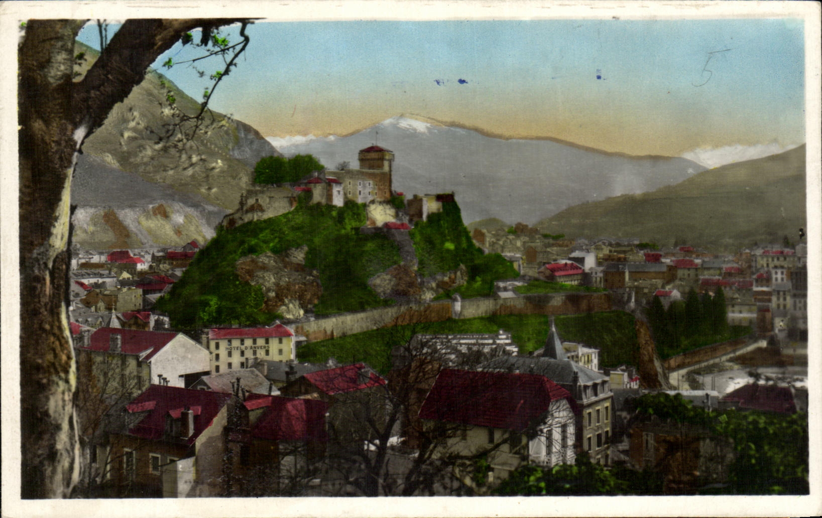 CPA Lourdes Le Chateau Fort et Pic du Jer