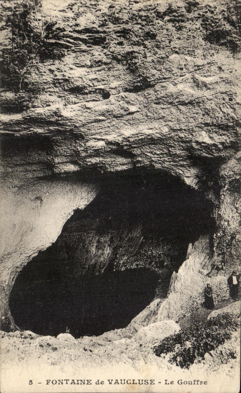 CPA Fontaine de Vaucluse le Gouffre