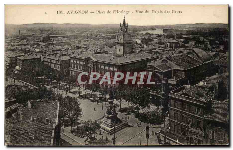 CPA Avignon Place de l'Horloge Vue du Palais des Papes