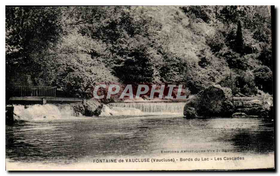 CPA Fontaine de Vaucluse Bords du Lac Les Cascades