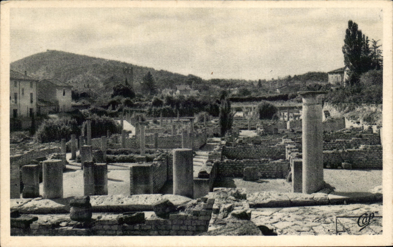 CPA Vaison La Romaine Fouilles De La Villasse