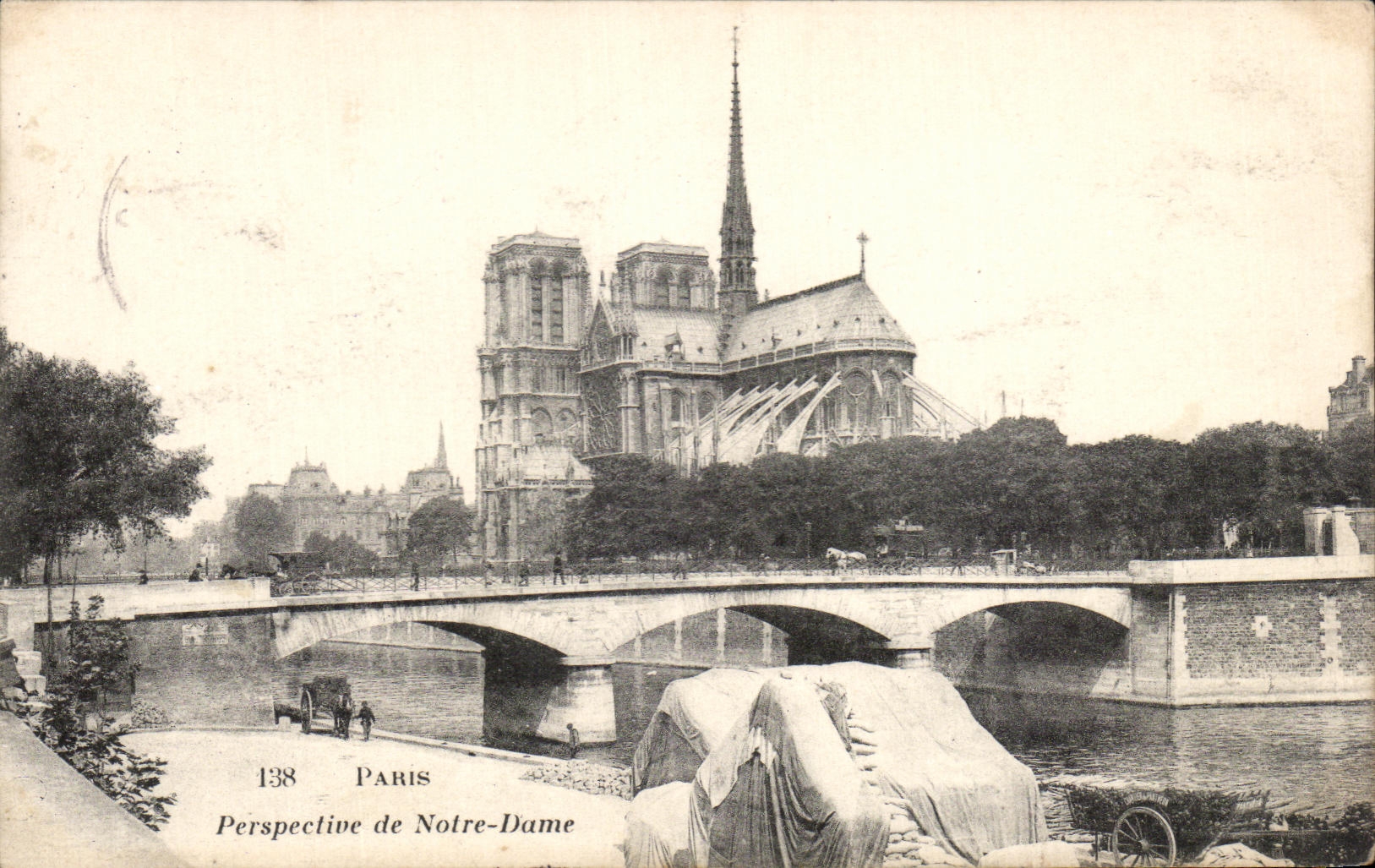 CPA Paris Perspective Notre Dame