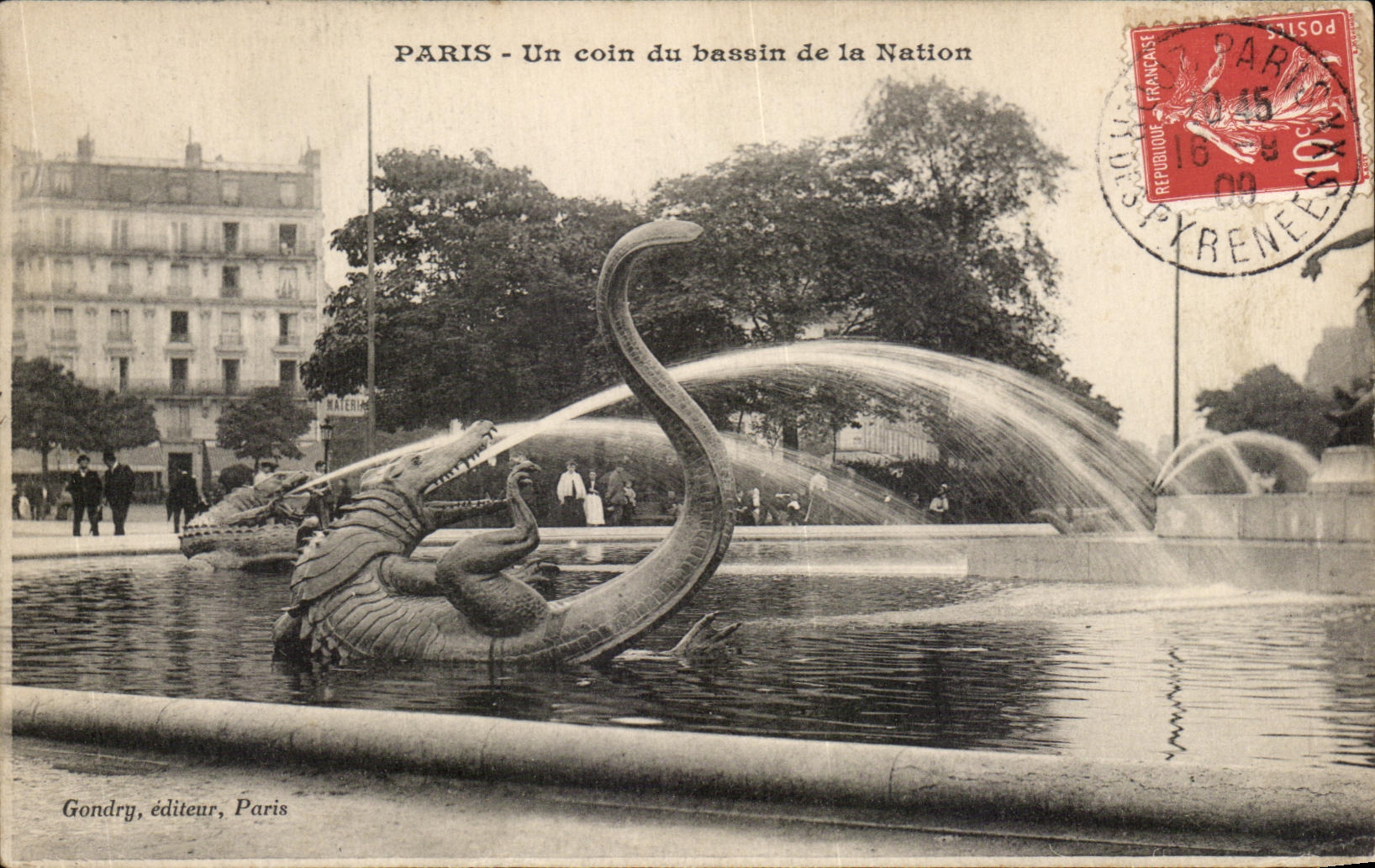 CPA Paris Un coin du bassin de la Nation Crocodile