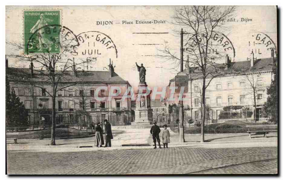 CPA Dijon Place Etienne Dolet