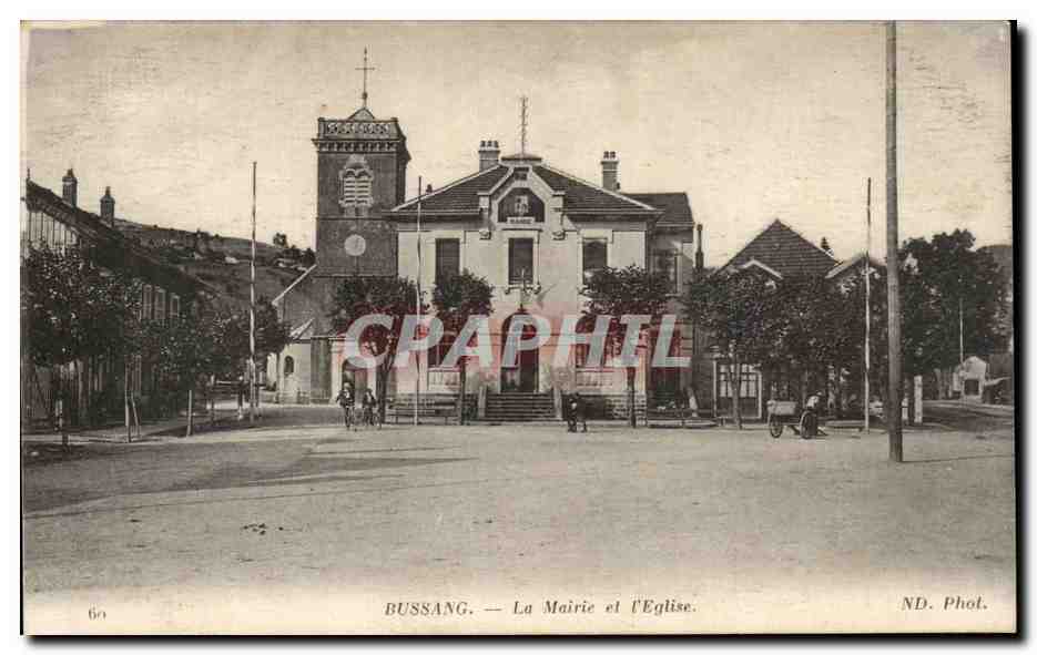 CPA Bussang La Mairie et I'Eglise
