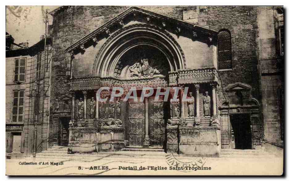 CPA Arles Portail de I'Eglise Saint Trophime
