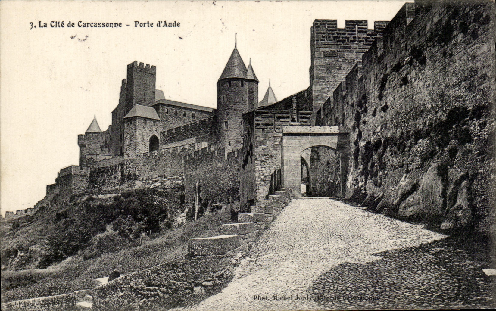 CPA Le Cite De Carcassonne Porte D'Aude