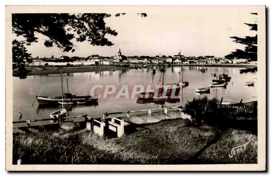 CPA Saint Gilles Sur Vie L'Arriere Port Bateaux 
