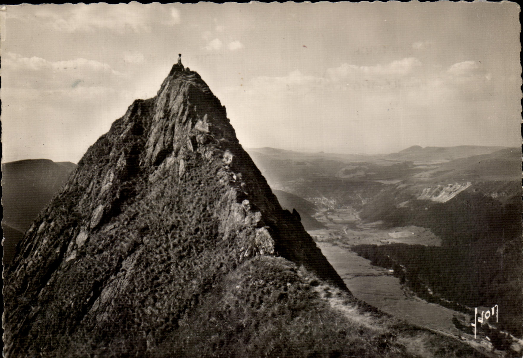 El Mont-Dore (Puy-de-Dôme) — Una de las agujas del Sancy — Editions d'Art