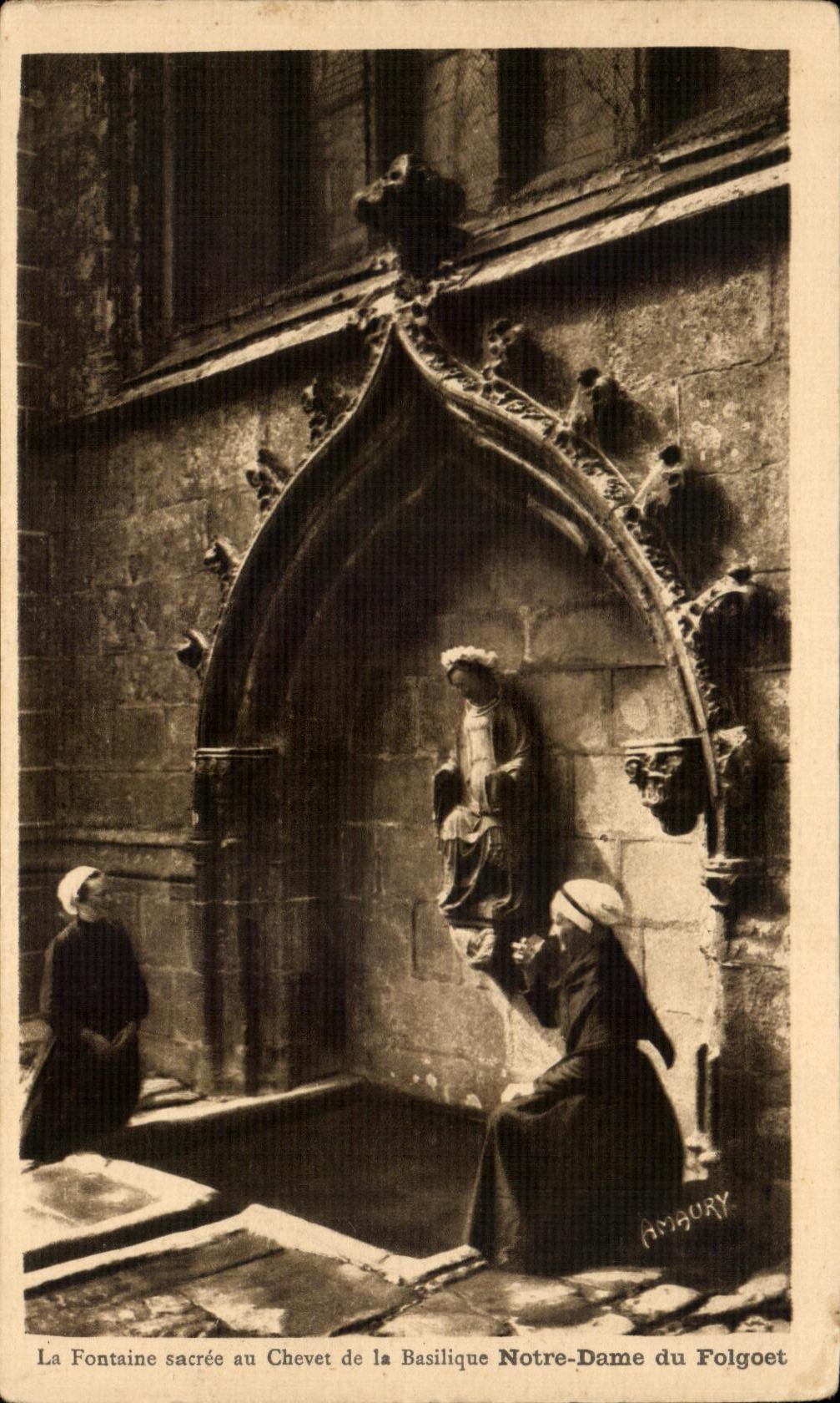 La Fontaine sacrée au Chevet de la Basilique Notre-Dame du Folgoet — éditeur Amaury