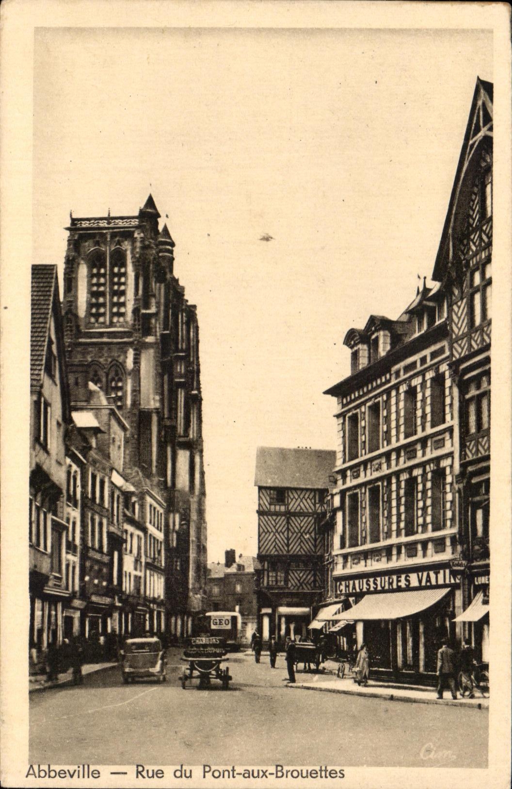 CPA Abbeville Rue du pont aux Brouettes Chaussures Vatin 