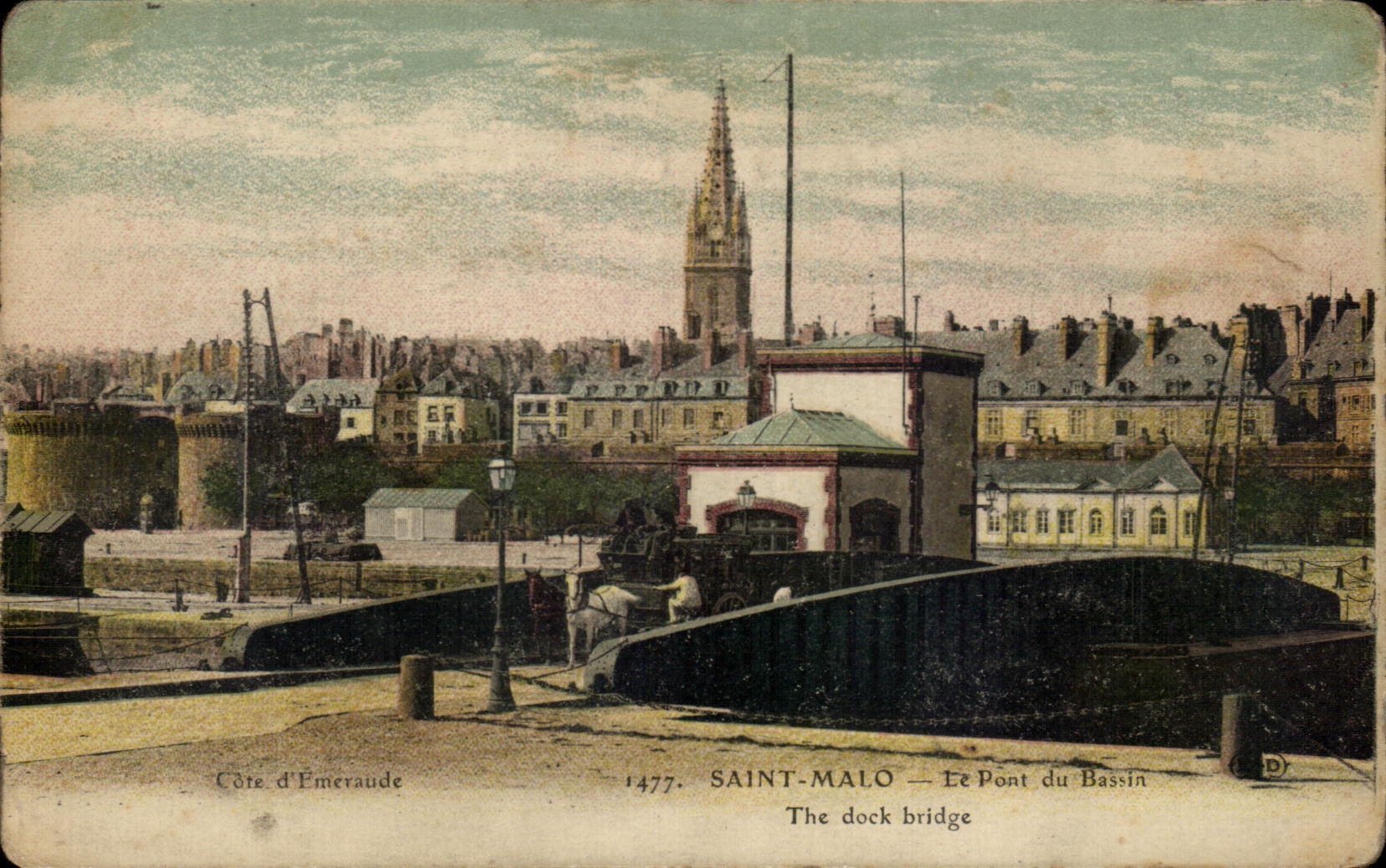 Saint-Malo — Le Pont du Bassin — Côte d’Émeraude