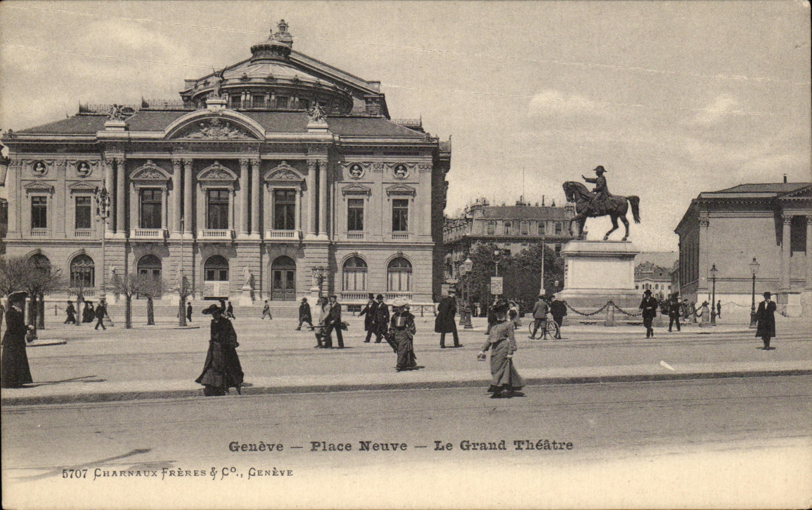 CPA Geneve Place Neuve Le Grand Theatre