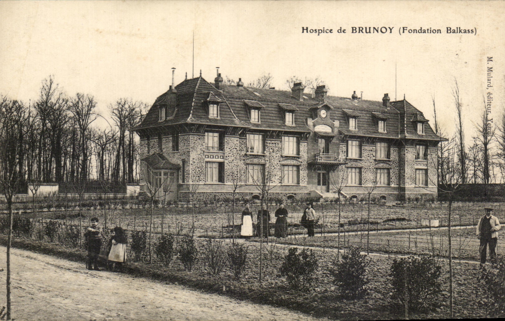 CPA Hospice de Brunoy Fondation Balkaas