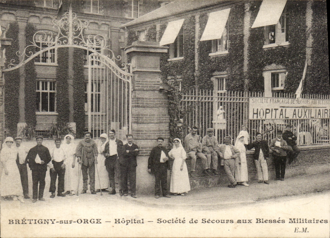 CPA Bretigny Sur Orge Hopital Societe de secours aux Blesses Militaires