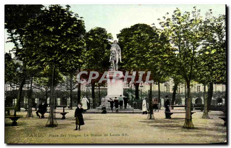 CPA Paris Place des Vosges La Statue de Louis XV