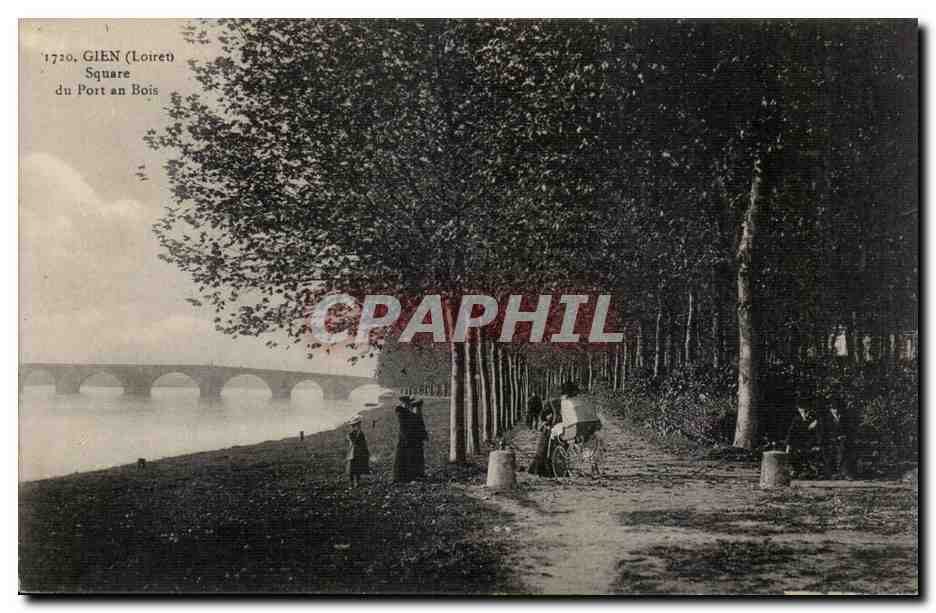 CPA Gien Square du Port an Bois