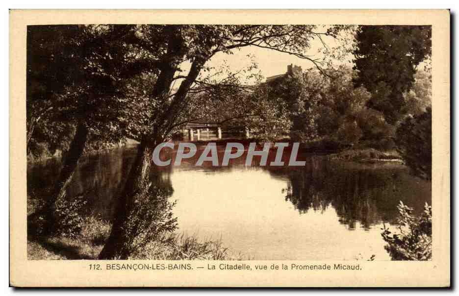 Besançon-les-Bains — La Citadelle vue de la Promenade Micaud — Hélio Péquignat, n°112