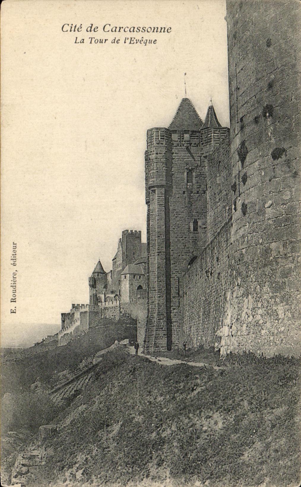 CPA La Cite de Carcassonne La Tour de I'Eveque