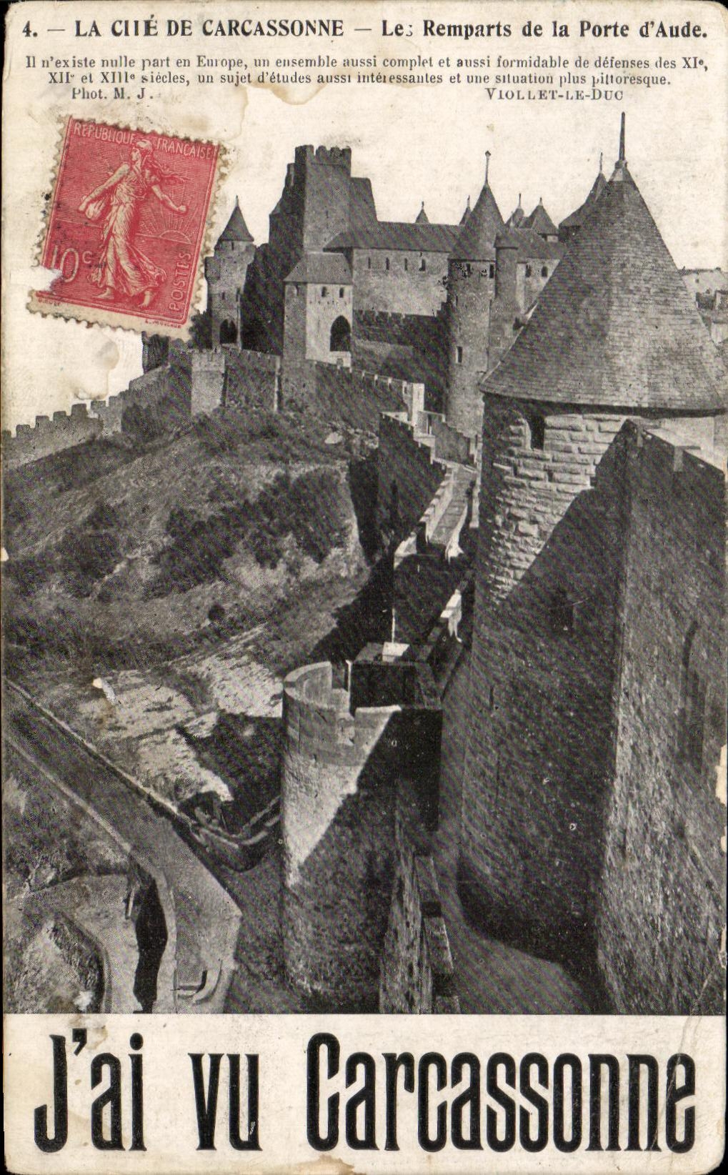 CPA Carcassonne Les Remparts de la Porte d'Aude