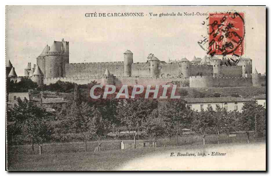 CPA Carcassonne L'Aude et la Cite Vue Generale du Nord Ouest