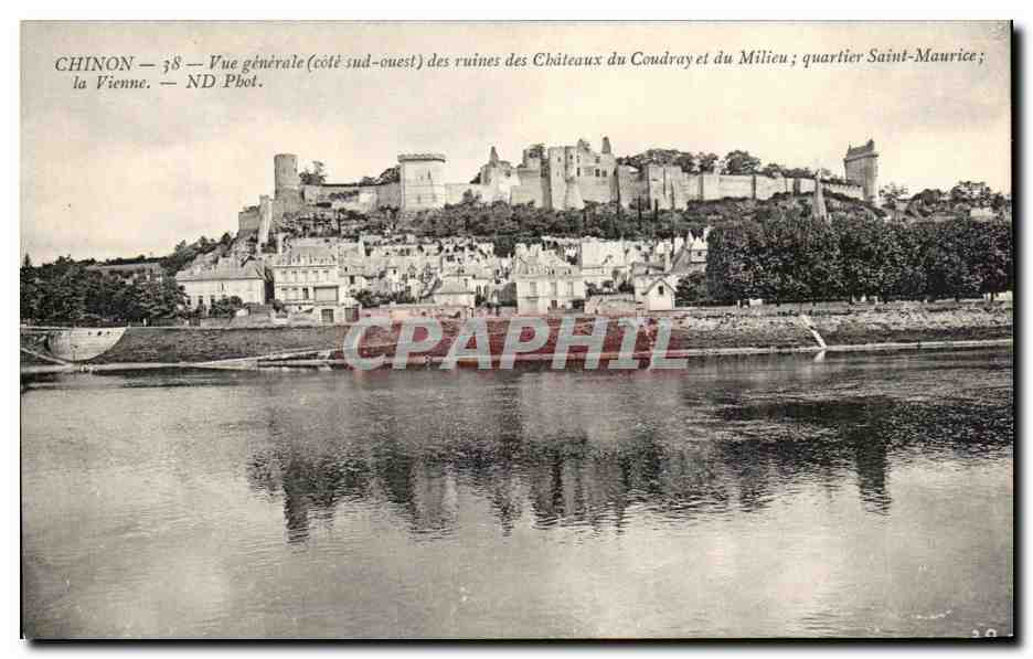CPA Chinon Vue generale des ruines des Chiteaux du Coudray et du Milieu quartier Saint Maurice
