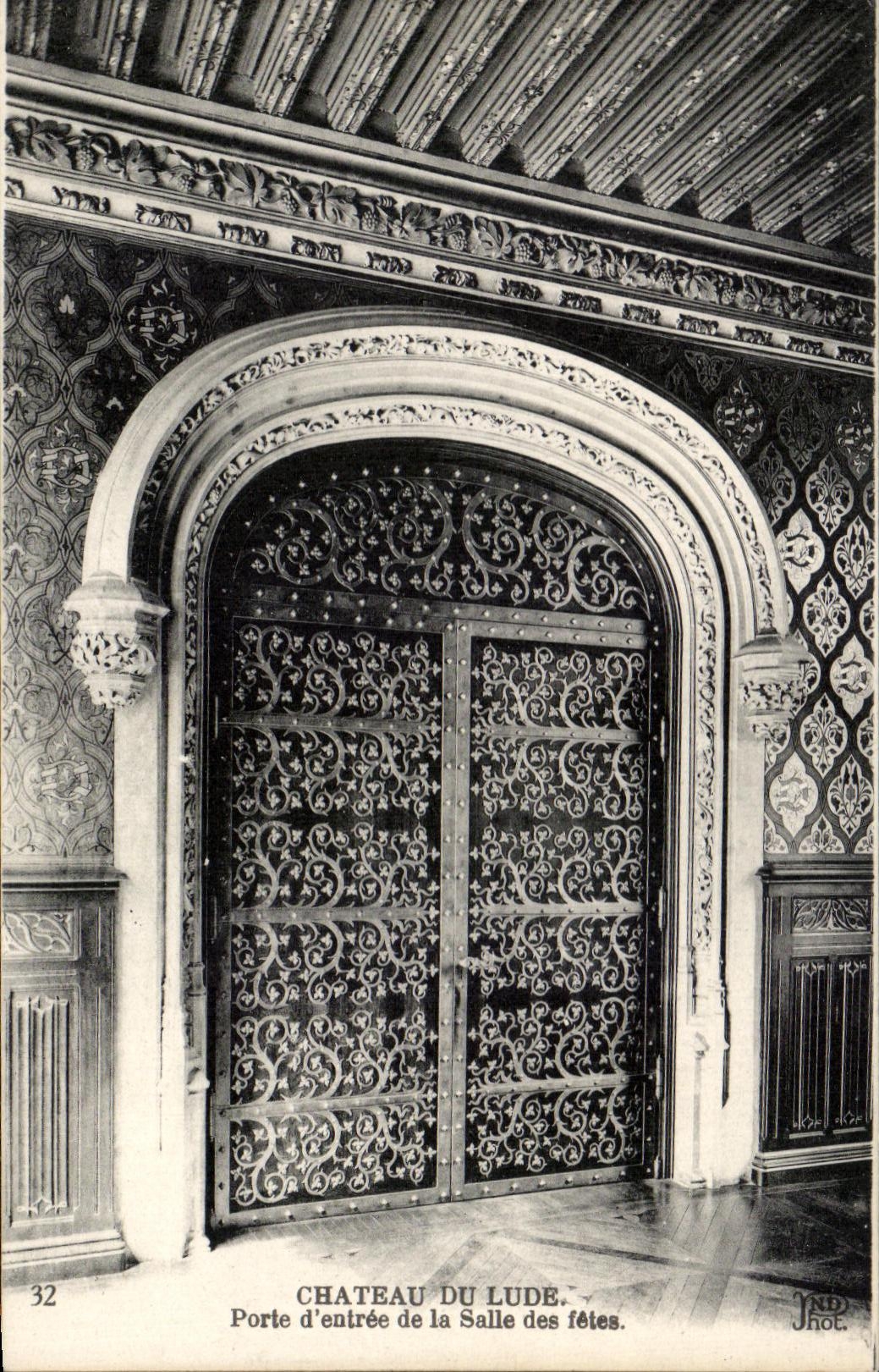 Château du Lude — Porte d'entrée de la Salle des fêtes — Neubueldin Frères, n°32