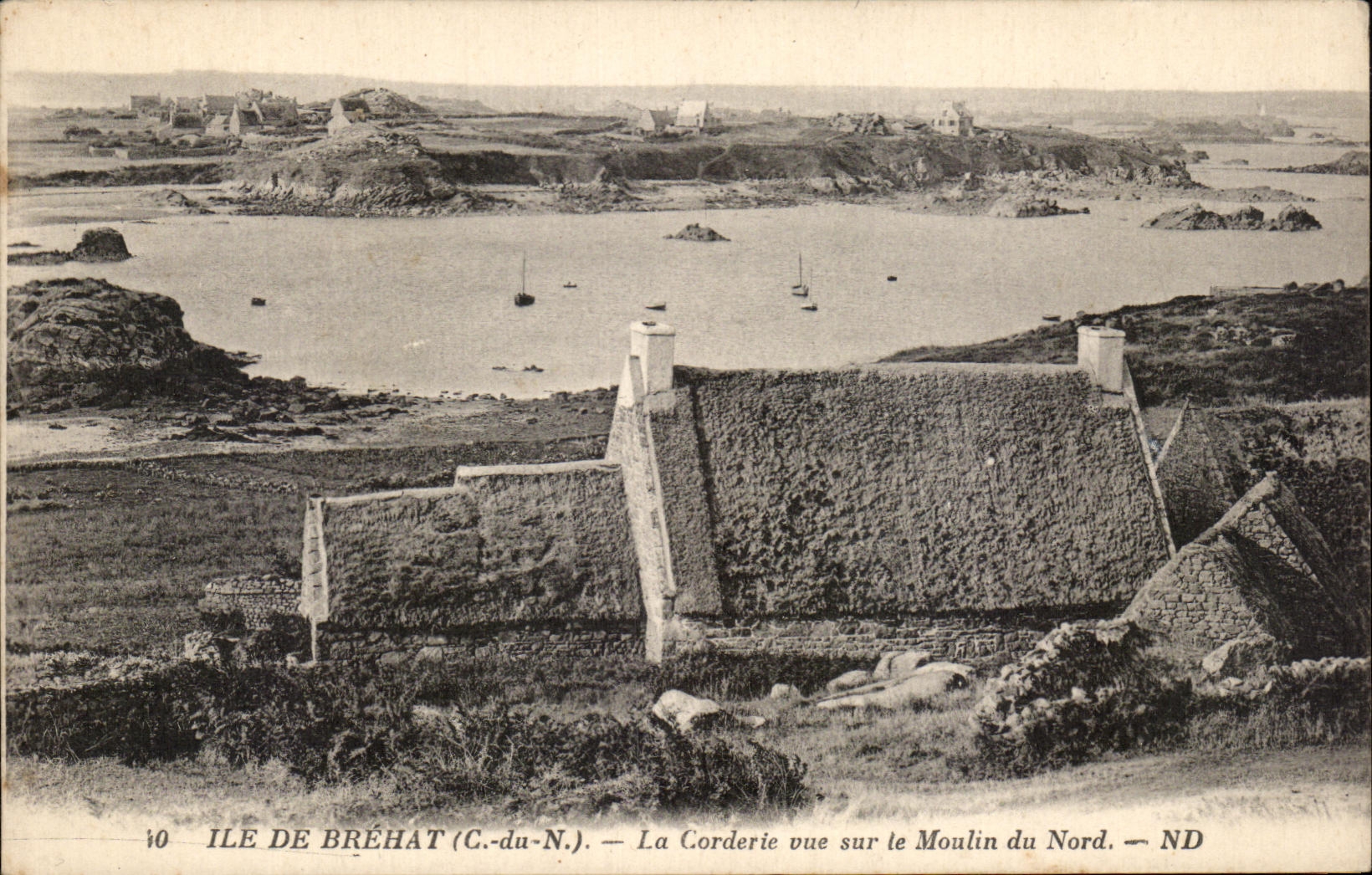 CPA Ile De Brehat La Corderie vue Sur le moulin du Nord