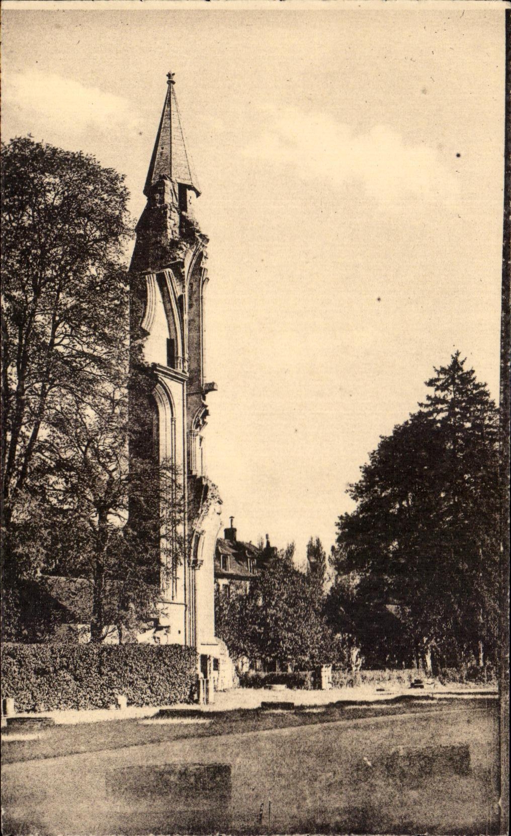CPA Abbaye de Royaument Asnibres Sur Oise Ruines de l'Abbatiale Toureile d'Escalier