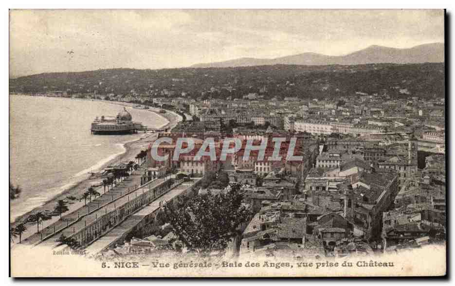 CPA Nice Vue Generale Baie des Anges Vue Prise du chateau