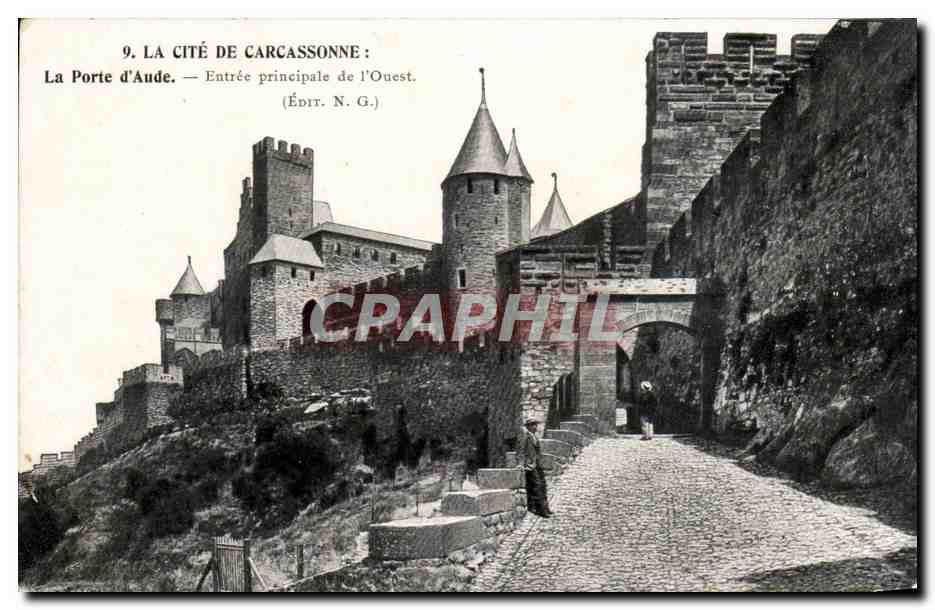 CPA La Cite De Carcassonne La Porte d'Aude