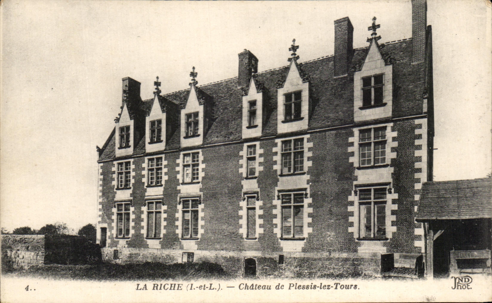 CPA La Riche Chateau de Plessis lez Tours